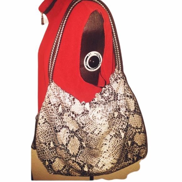 BRIGHTONNOLITA PATENT LTHR SNAKESKIN HOBO BAG .